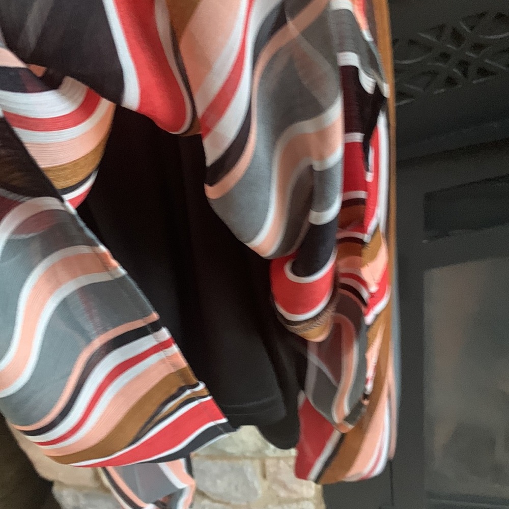 Buckle Cold Shoulder Top - Picture 6 of 7